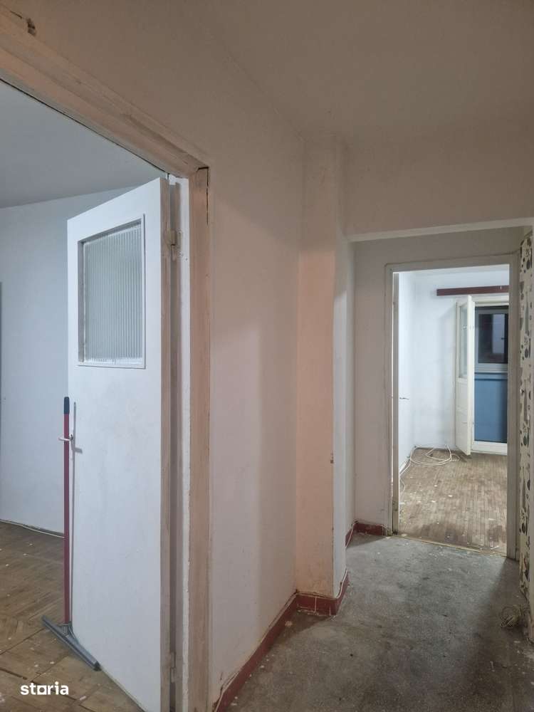 EXCLUSIV - Cafrom Imobiliare - Apartament 3 camere cf.2A de Vanzare-11