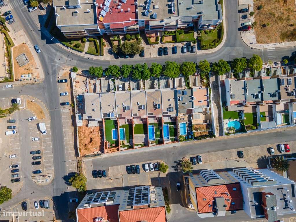 Moradia T3 com piscina-44