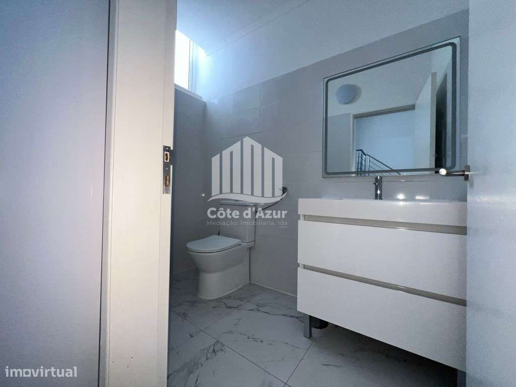 Oportunidade de Negócio: Loja em Rés-do-Chão no Barreiro - Grande imagem: 5/18