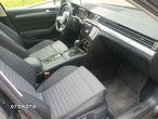 Volkswagen Passat Variant 2.0 TDI SCR DSG R-Line - 8