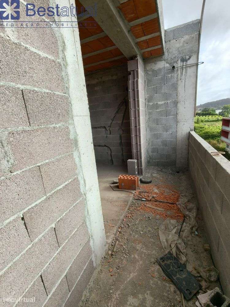 Moradia T 3 em fase de construção - Ótimos Acabamentos-22