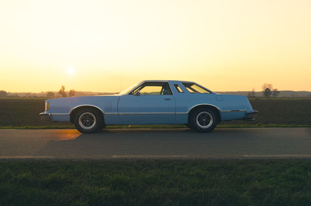 Ford Thunderbird 1977
