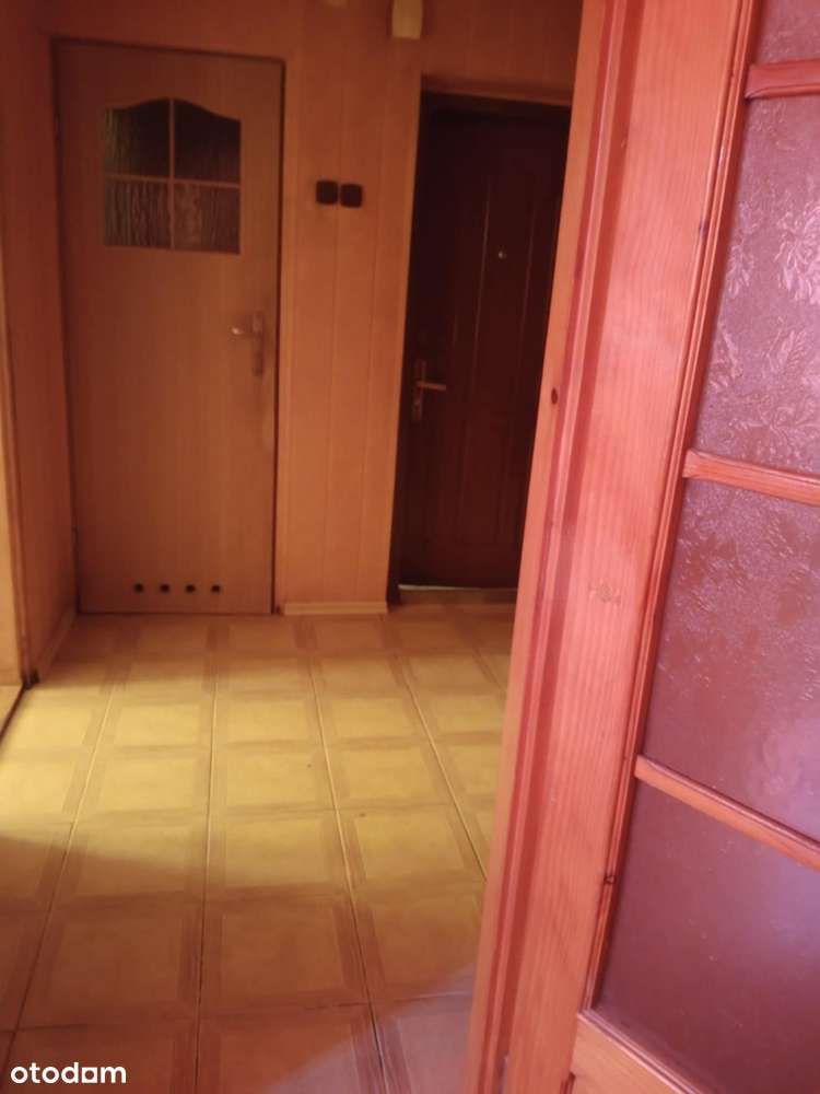 Dwupokojowe mieszkanie w centrum Dynowa.-4