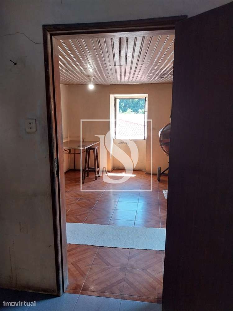 Moradia para Restaurar T1 Venda em Vade,Vila Verde-9