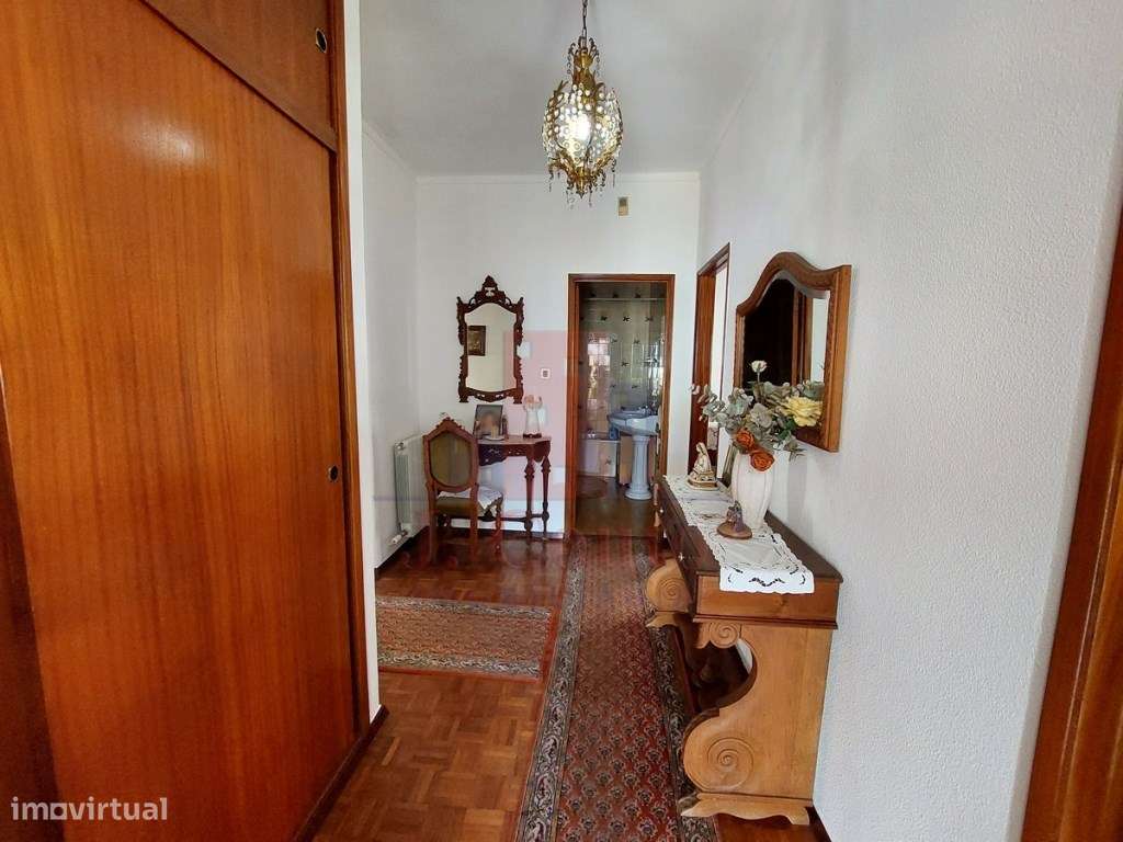 Prédio com 7 apartamentos no centro de Caldas da Rainha-5