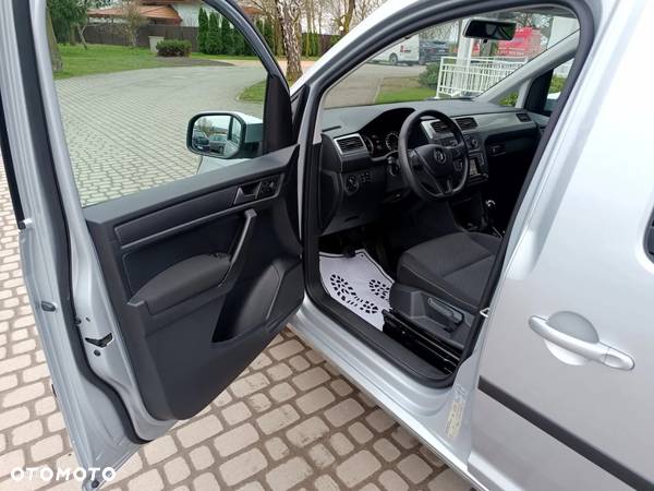Volkswagen Caddy 2.0 TDI Comfortline - 21