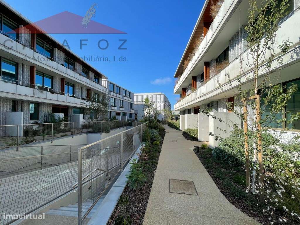 Venda Apartamento T3 Duplex Novo em Nevogilde-35