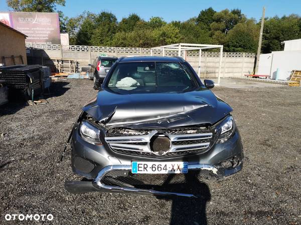 Mercedes-Benz GLC 220 d 4-Matic - 23