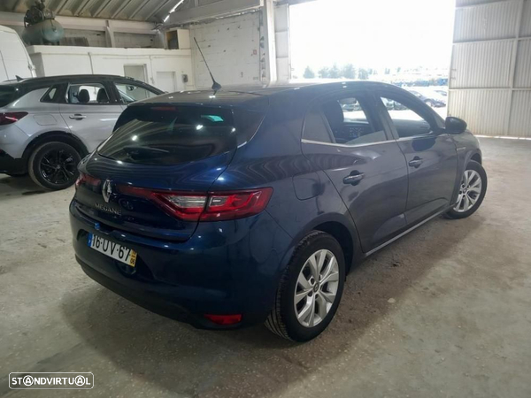 Renault Mégane 1.5 dCi Intens - 2