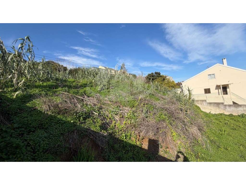 Terreno não edificável com 200 m² no Cabeço da Aguieira, Unhos - Grande imagem: 5/8