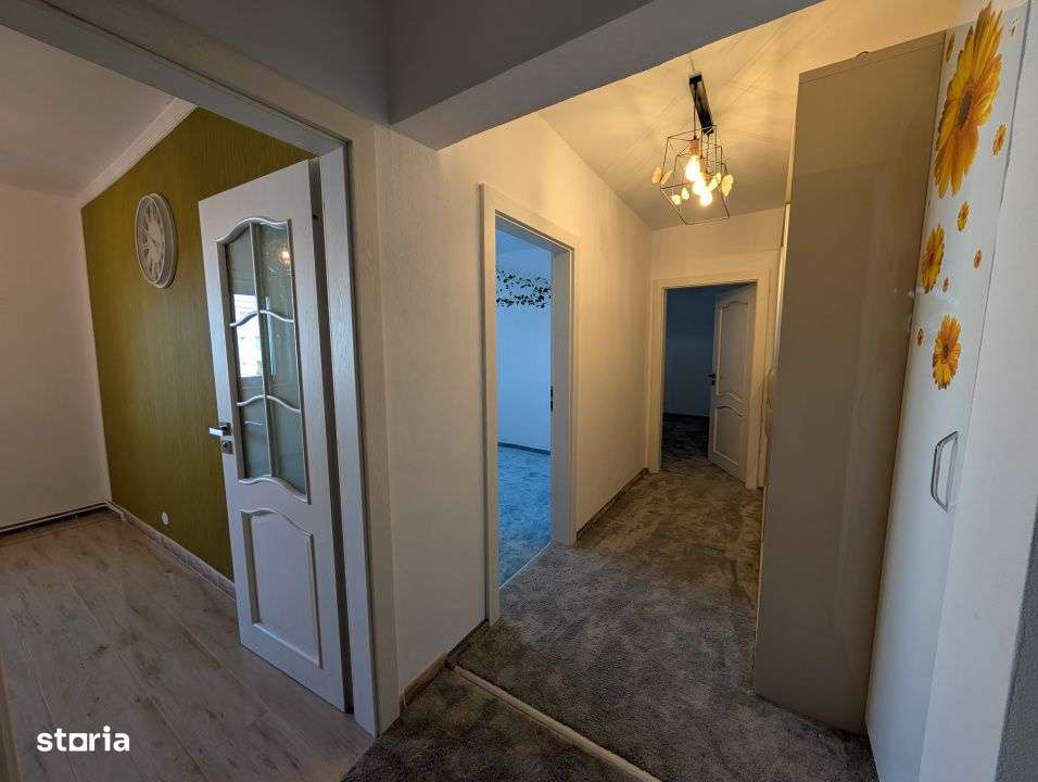 Renovat, 2 camere decomandate - 64 mp , etaj intermediar, Nord - Imagine principală: 4/12