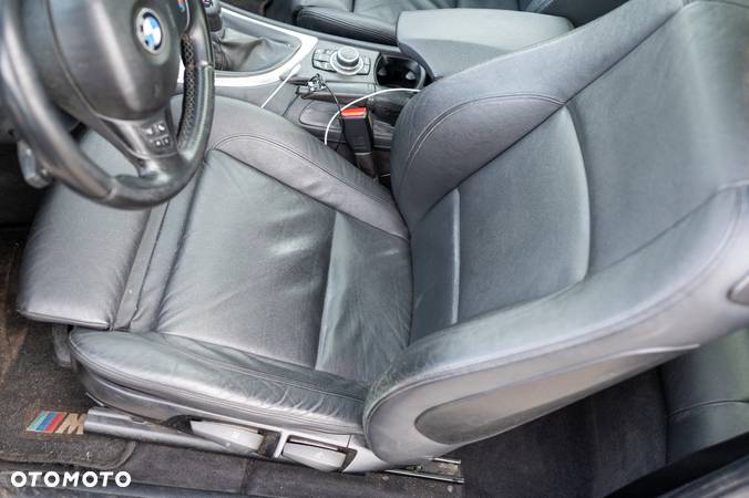 BMW Seria 1 120d Coupe Edition Exclusive - 17