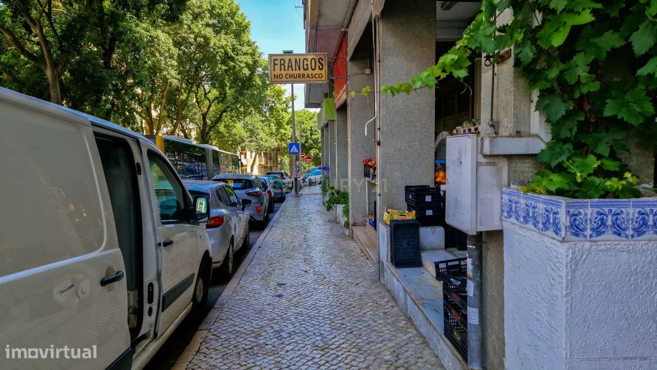 Loja para arrendamento - Grande imagem: 1/5