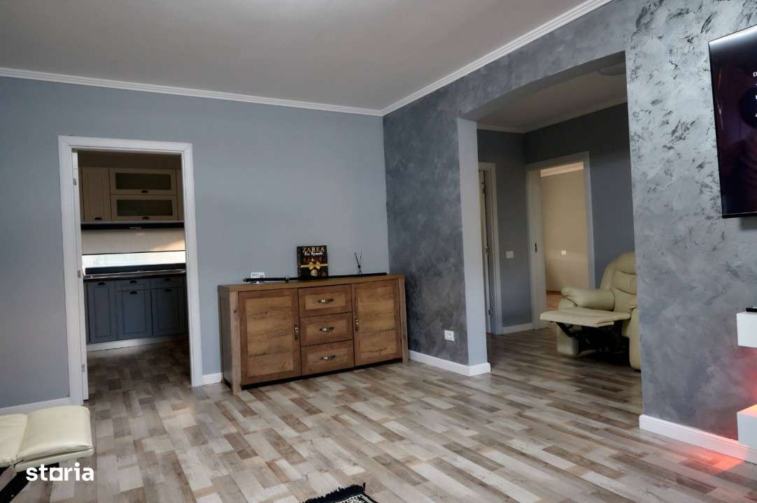 Casa parter si mansarda in zona Garii, Vaslui-3