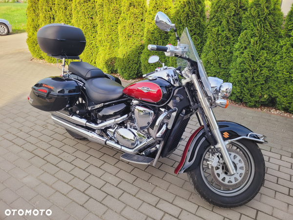 Suzuki Intruder - 5