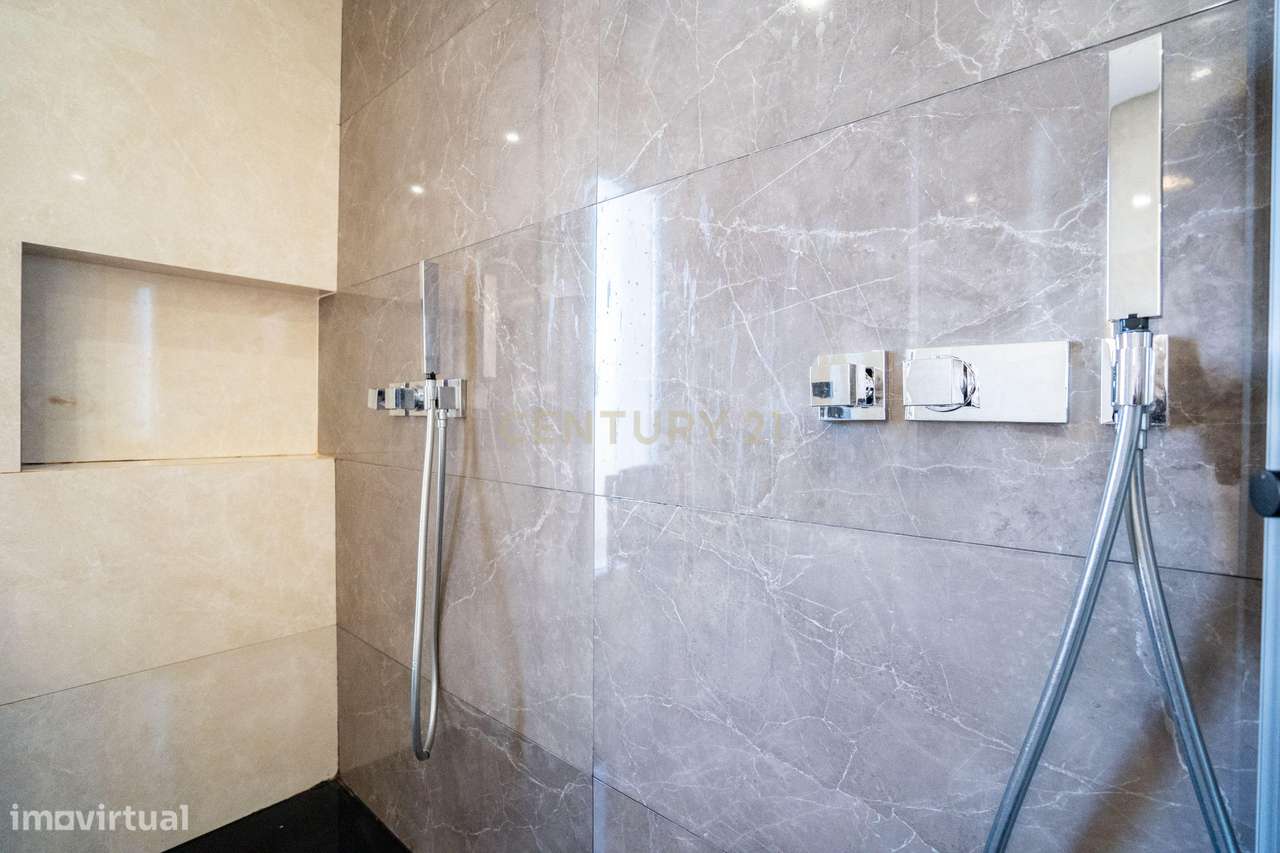 Moradia de Luxo T3 junto a Sintra | Vila Verde-44