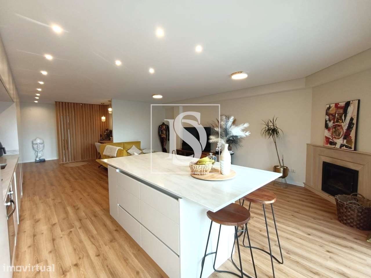 Apartamento T3, Renovado, com Vista Mar-5