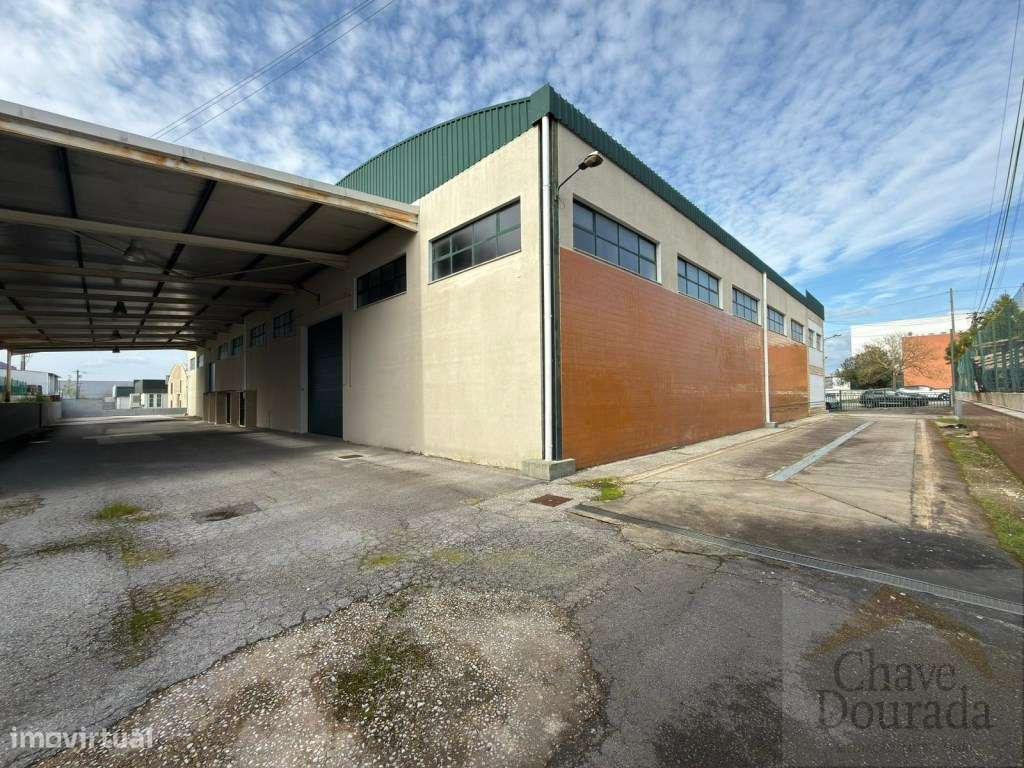 Dois armazéns - Taveiro - Grande imagem: 4/26