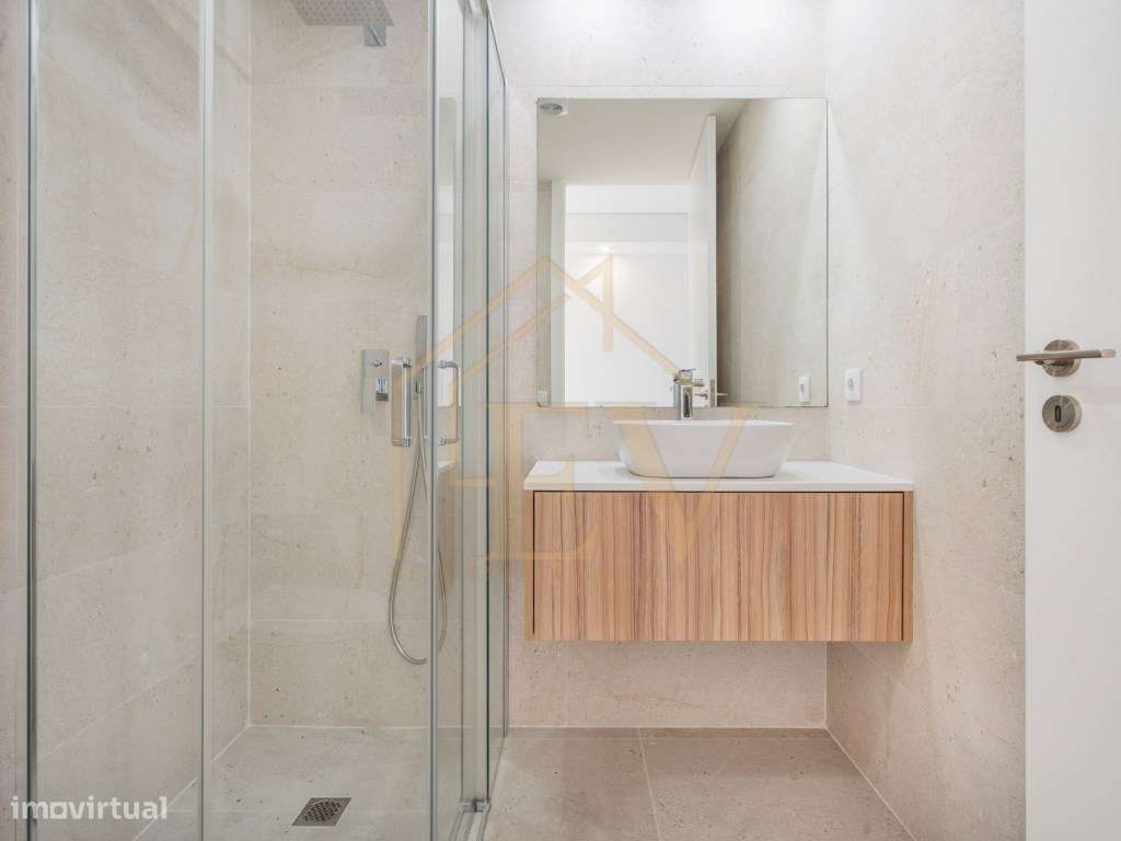 T2 Novo Recuado com Terraço | Creixomil | Guimarães-23
