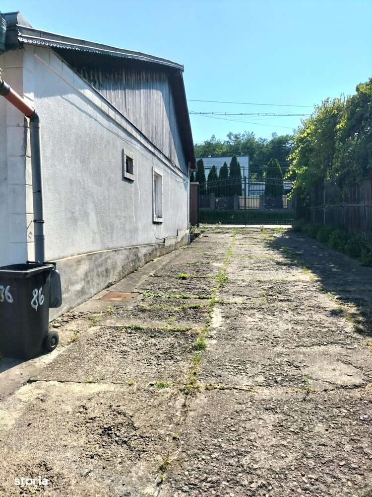 Casa de vanzare | 4 camere  | Strada Cernauti |  Toate utilitatile-4