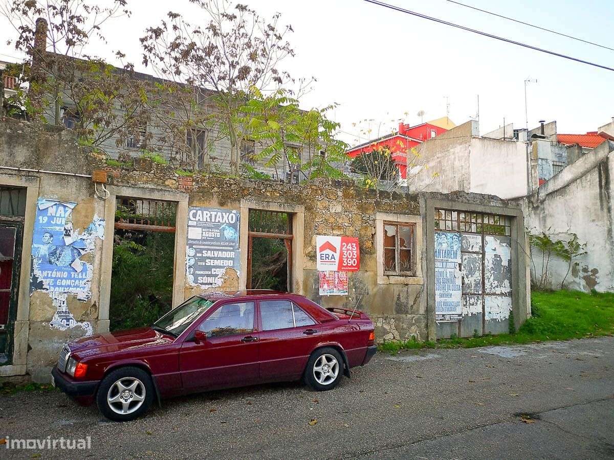 Prédio em Ruína - Grande imagem: 5/5