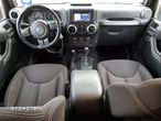 Jeep Wrangler 3.6 Unlim Sahara - 8