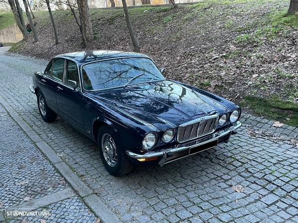 Jaguar XJ 6 4.2 - 44