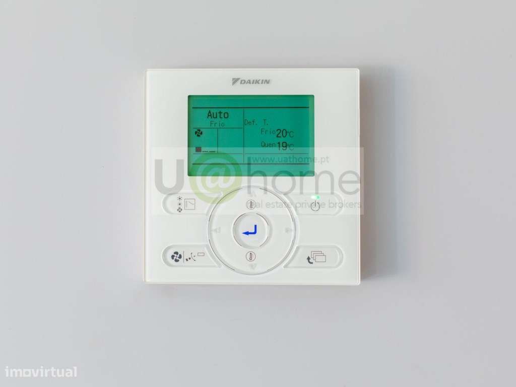 Estúdio em condomínio com piscina na avenida da Liberdade-27