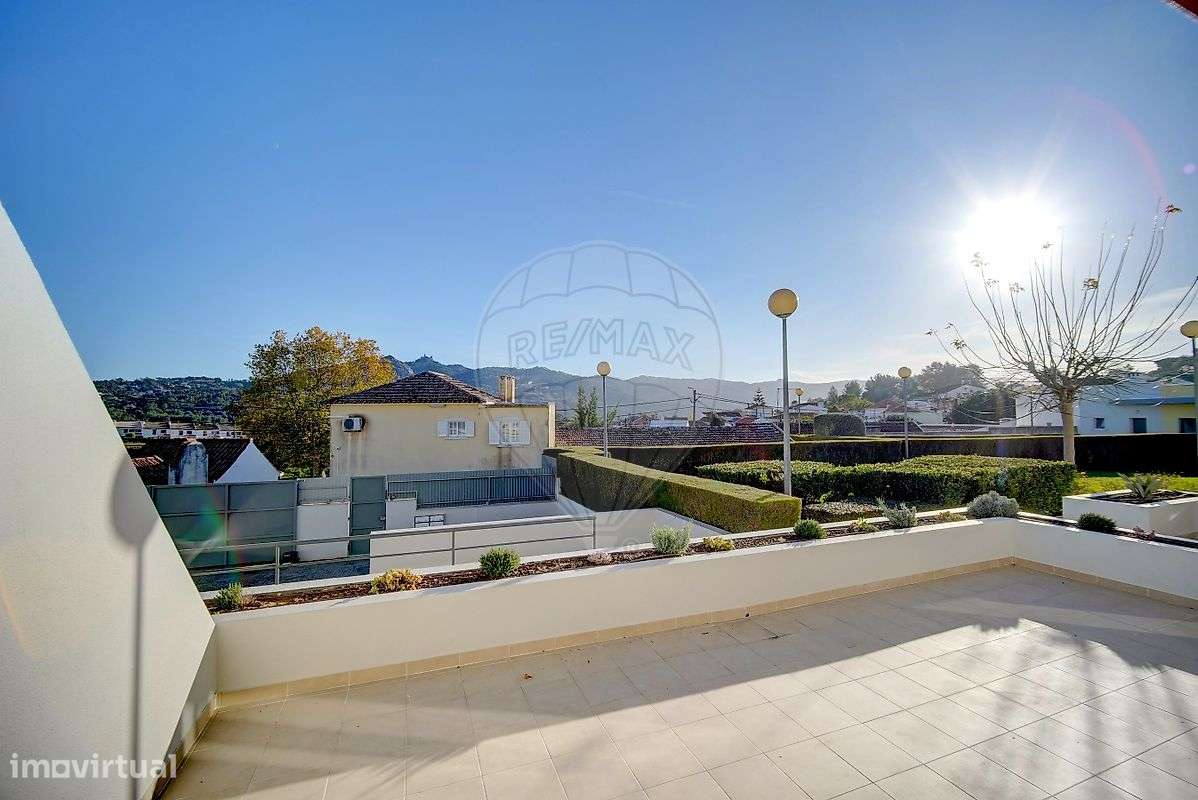 Moradia T4 para venda-18