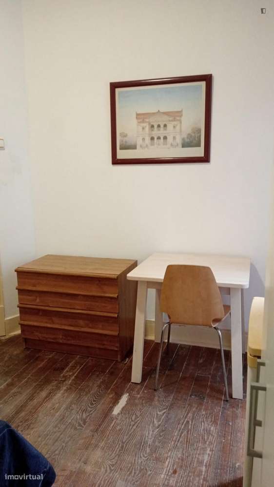 Quarto - localizado em Alameda Lisbon - Grande imagem: 3/6