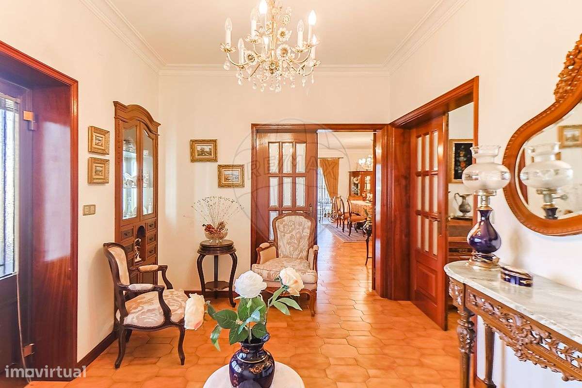 Moradia T5 para venda-27