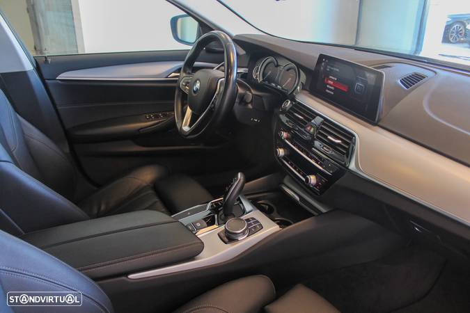 BMW 520 d Auto - 14