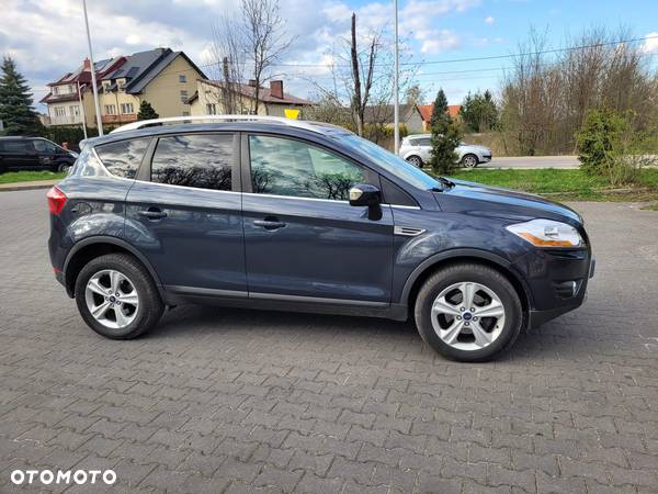 Ford Kuga - 4