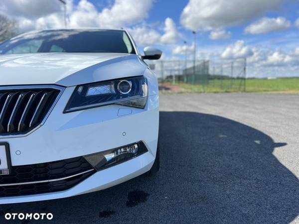 Skoda Superb 2.0 TDI L&K DSG - 16