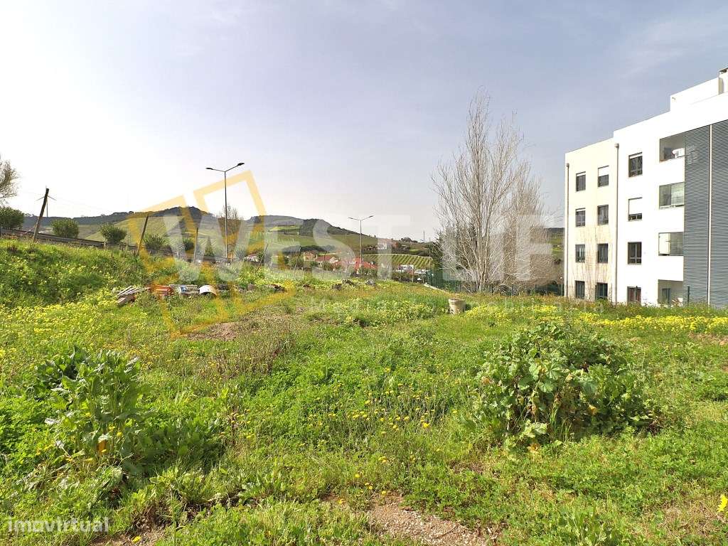 Excelente Lote de terreno URBANO declive suave de 979m2 com PROJETO... - Grande imagem: 2/11