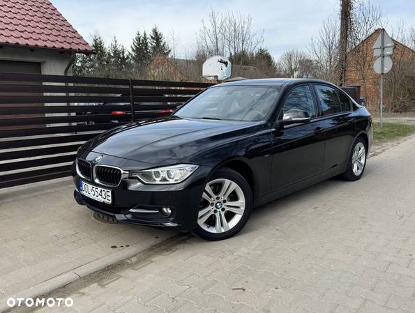 BMW Seria 3 320d xDrive Sport Line - 3