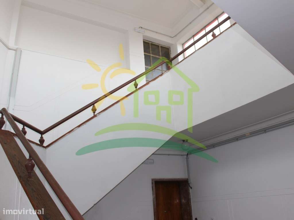 T3 Olival Basto a 10 min a pé do Metro-30