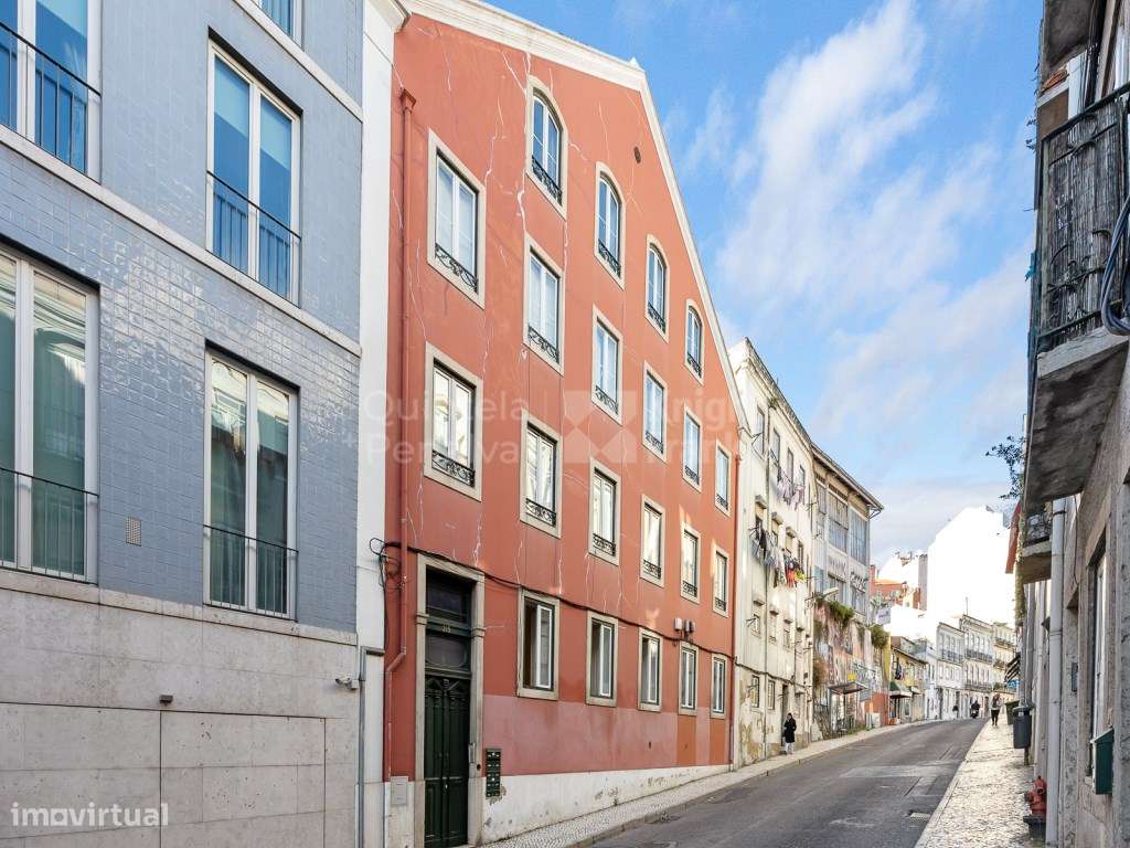 Apartamento T3 totalmente remodelado, São Bento, Lisboa-23