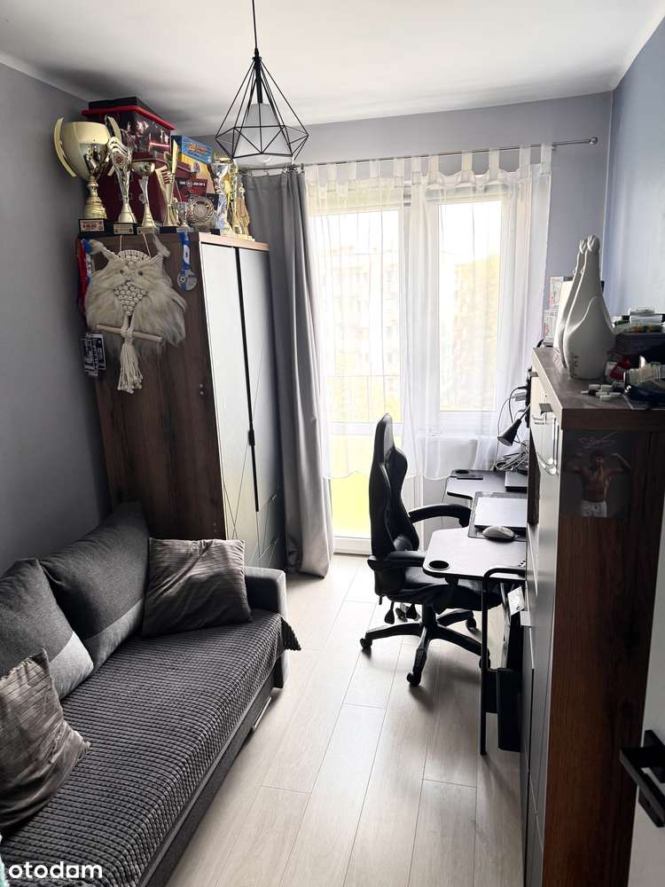 Mysłowice ul. Strumieńskiego,  4 pokoje z balkonem do zamieszkania!-11