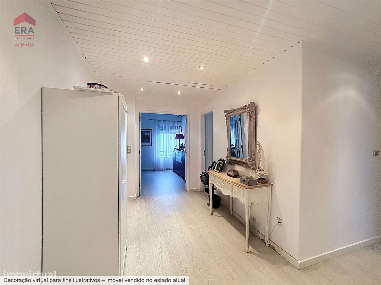 Apartamento T3 com 2 casas de banho e vista-5