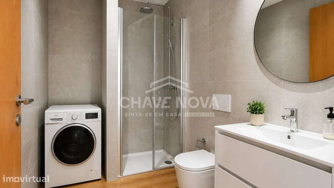 T0 Como Novo com varanda e garagem - Junto ao El corte Inglês - Gaia-3