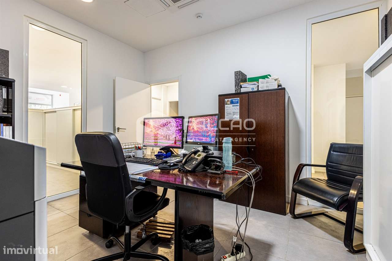 Loja T7 Venda em Santarém (Marvila), Santa Iria da Ribeira de Santarém-11