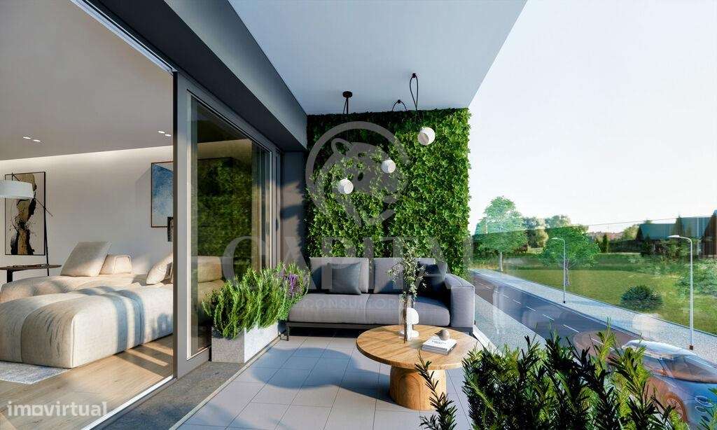 Apartamento T3 Com Piscina Em Condominio Fechado