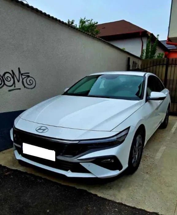 Hyundai Elantra VII [2020 - Prezent] 1.6 l 123 CP CVT Highway 2024