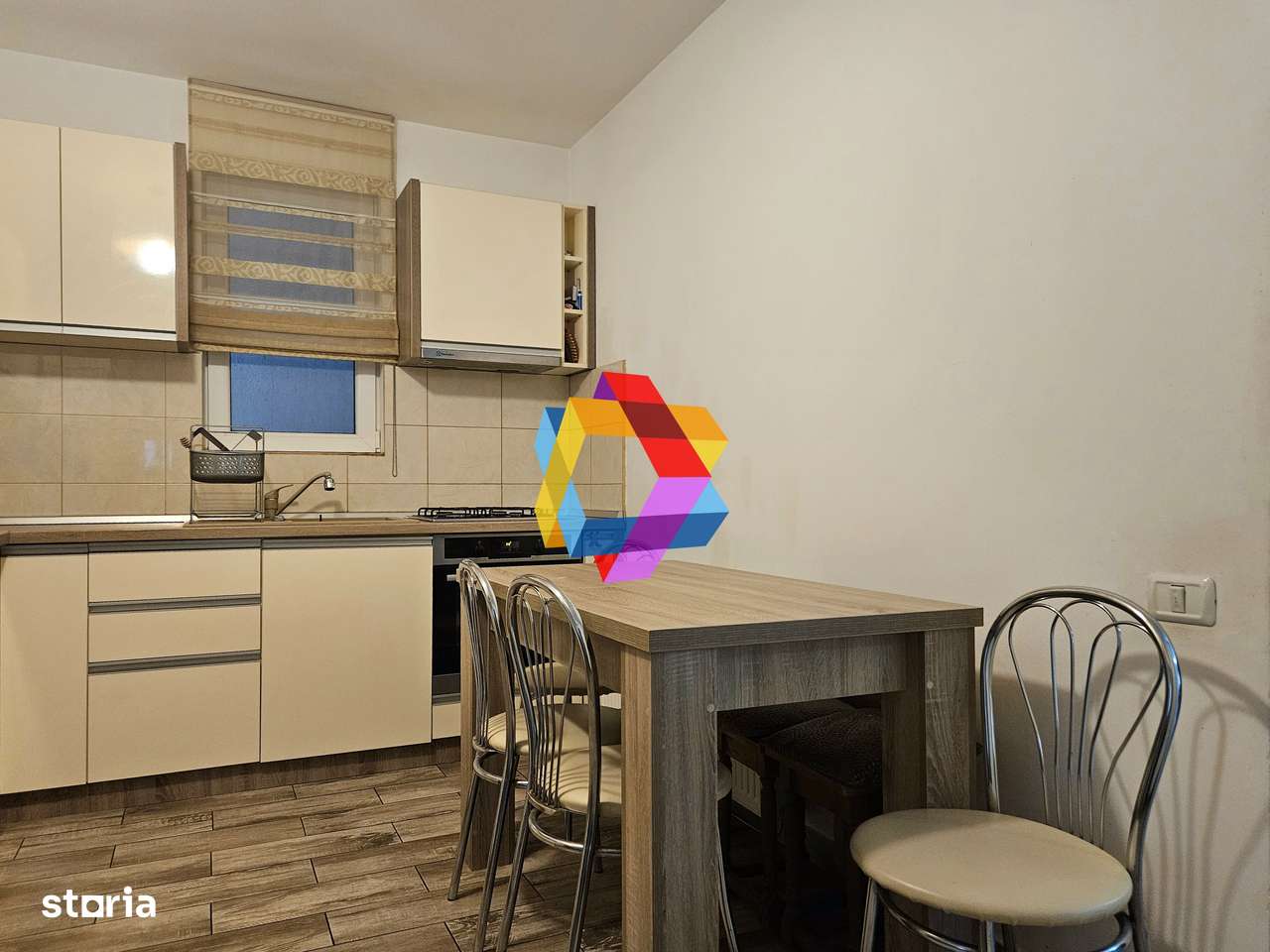 Oportunitate - Apartament cu trei camere in vila, zona Tractorul 70 mp-13