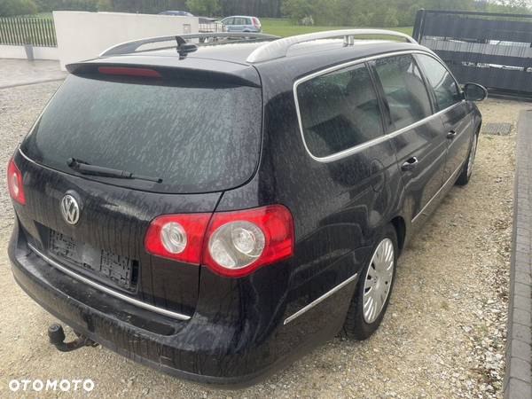 Volkswagen Passat Variant 2.0 TDI DPF DSG Sportline - 5