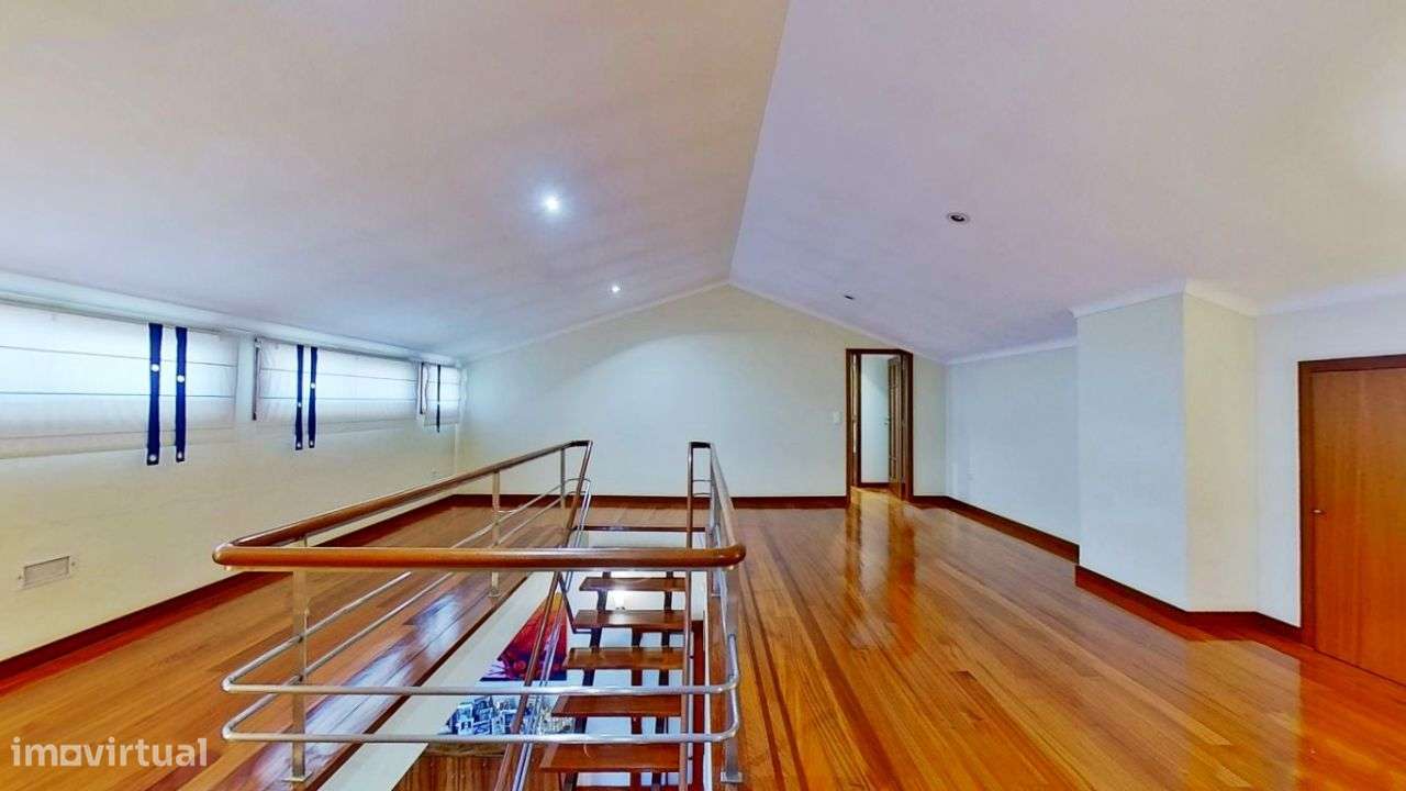 Moradia 4 Frentes | Piscina-10