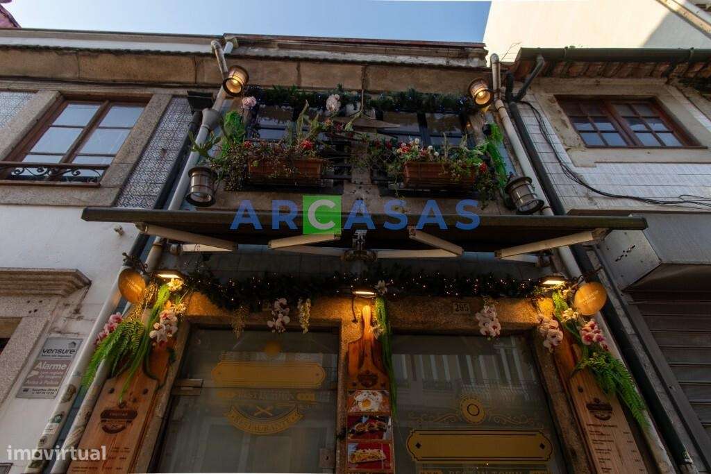 Trespasse de Restaurante Tradicional no Porto: Poveiros, Passos Manuel-21