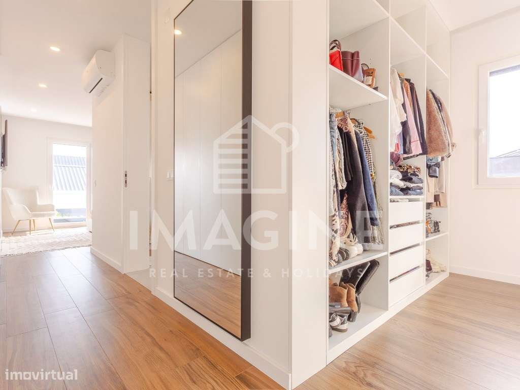 Moradia V2, de Arquitetura Moderna com Piscina e jardim - Urbanizaç...-35