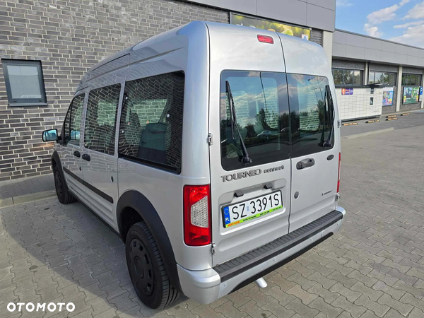 Ford Tourneo Connect - 17